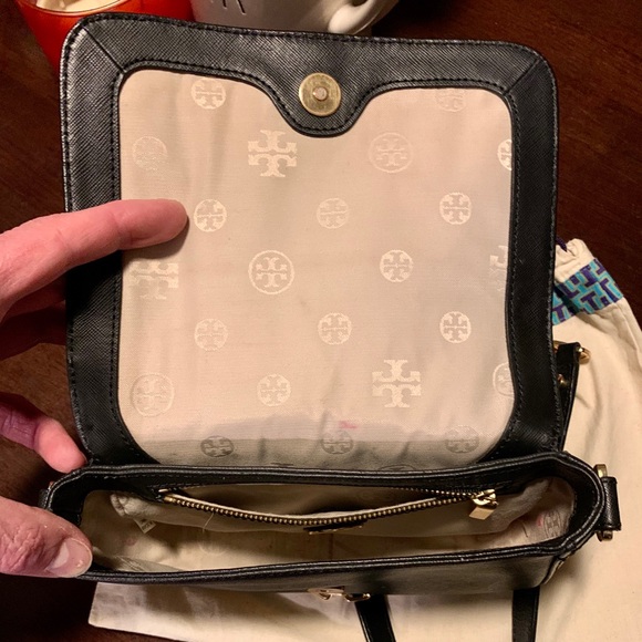 Tory Burch Robinson Luggage Leather Cross Body Bag - Picture 3 of 3